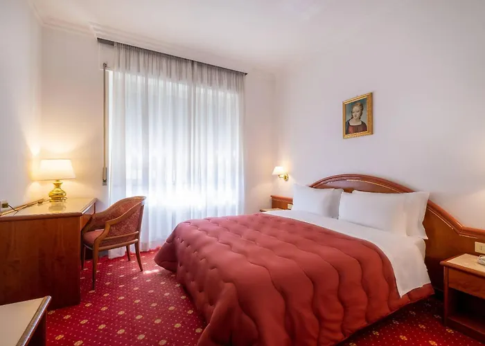 Hotel Quality Nova Domus 4*