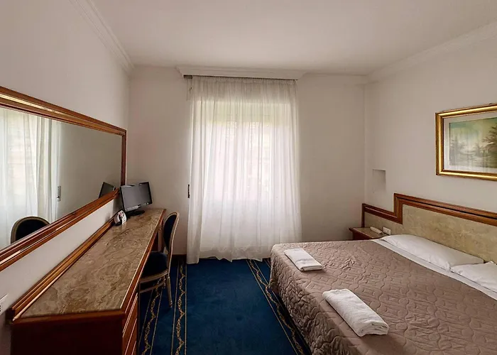 Hotel Quality Nova Domus 4*